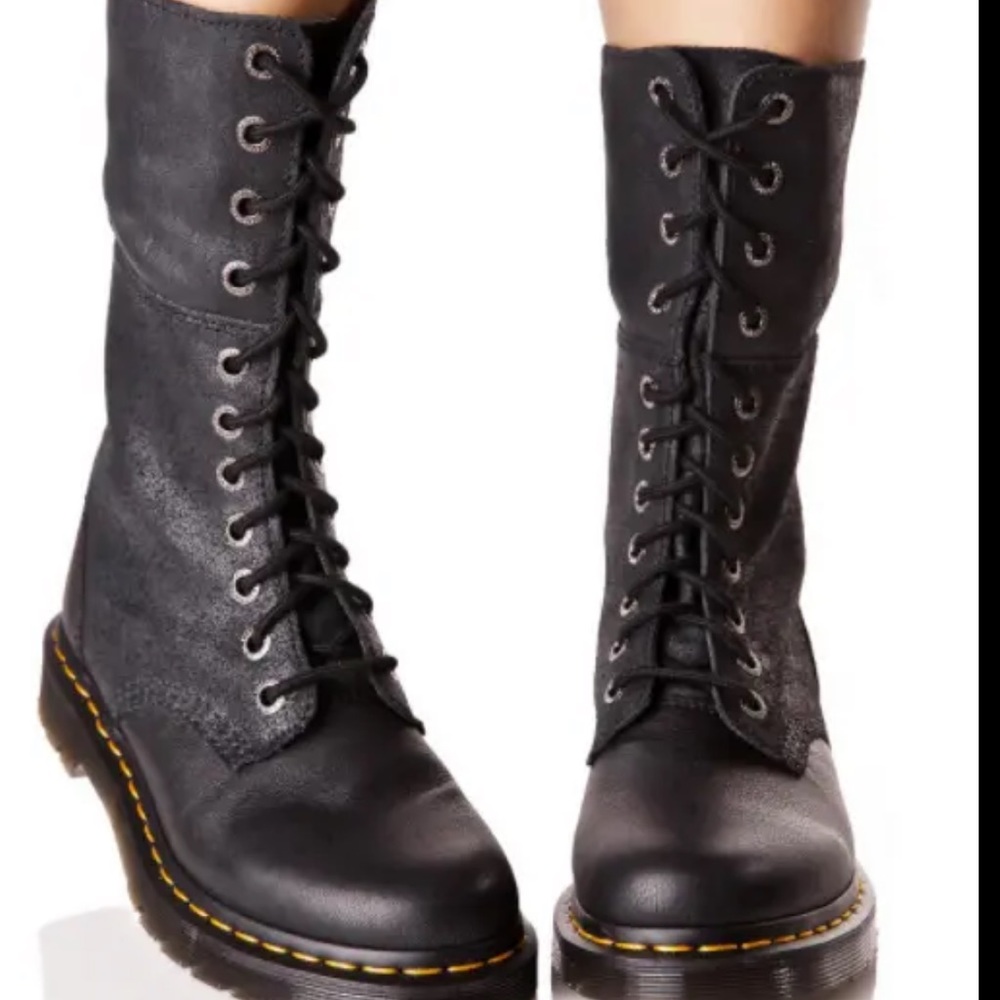 Dr. Martens Hazil combat boots 10